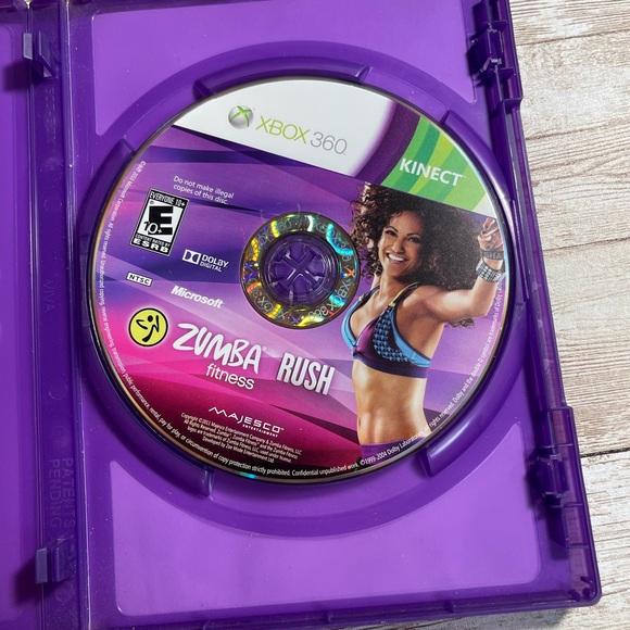 Kinect Zumba Fitness XBox 360 Rush Video Game VG Condition Case & Manual - Picture 3 of 4